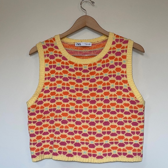 Zara Tops Zara Floral Jacquard Knit Sweater Vest Top Poshmark
